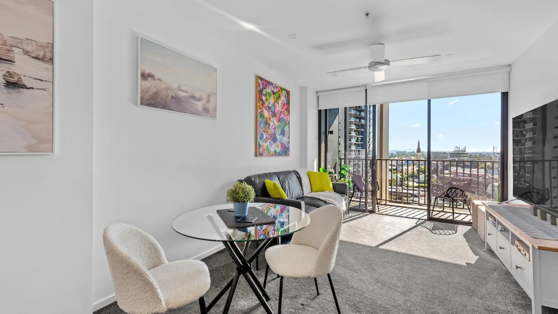 City Living! 1Bed/1Bath/1Car/Pool Brisbane 0*,  Australien